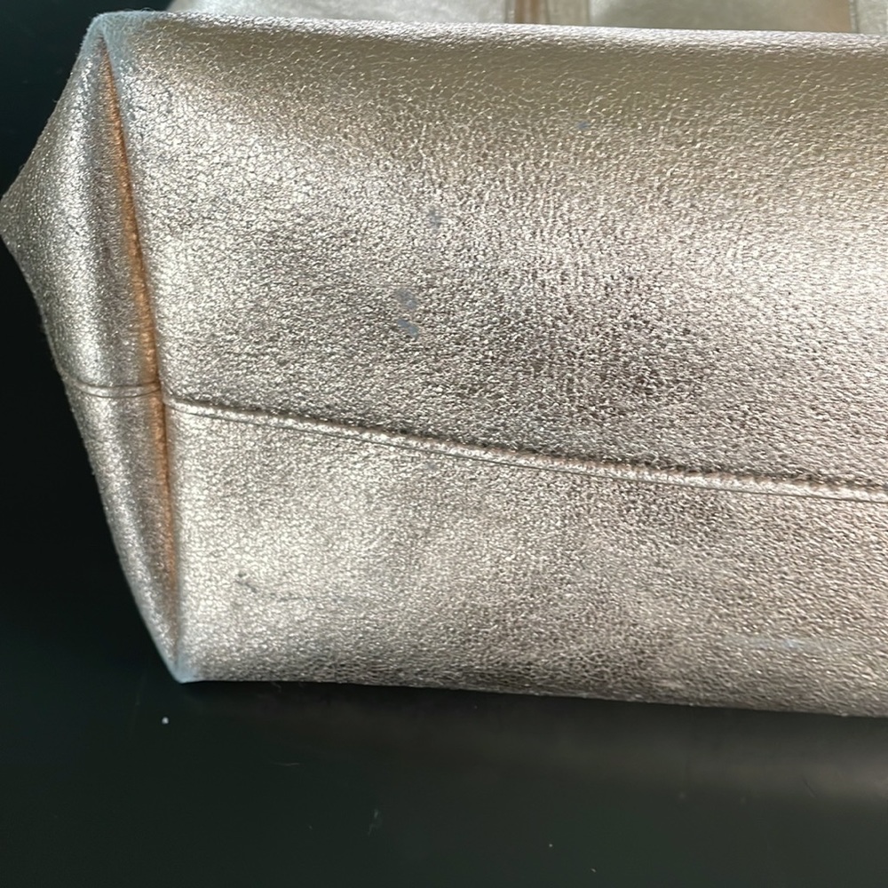 Express Metallic Tote - Picture 5 of 10